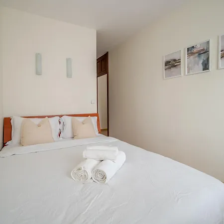 Cosy 2 Bed Flat In Naujamiestis * 维尔纽斯