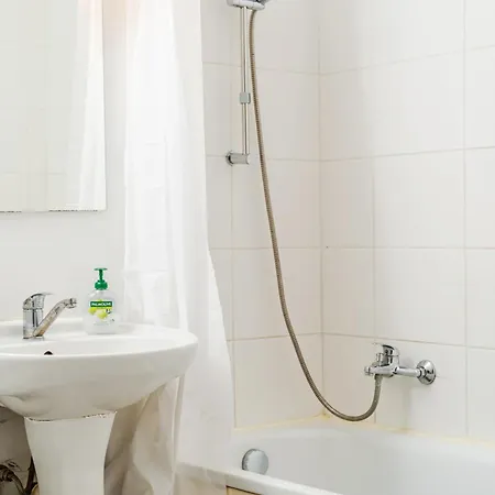 Cosy 2 Bed Flat In Naujamiestis * 维尔纽斯