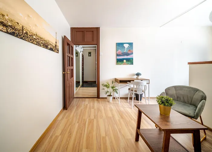 Cosy 2 Bed Flat In Naujamiestis * Vilnius