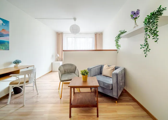 Apartman Cosy 2 Bed Flat In Naujamiestis *