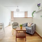 アパート Cosy 2 Bed Flat In Naujamiestis *