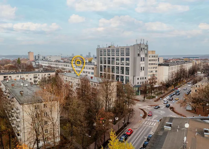 Cosy 2 Bed Flat In Naujamiestis Апартаменты *