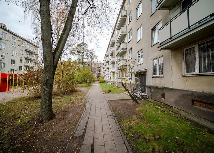 Cosy 2 Bed Flat In Naujamiestis Вильнюс